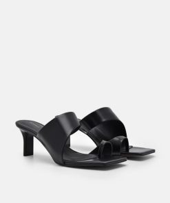 Weareroom.shopeb70e76c5f 2