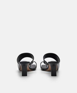 Weareroom.shopeb70e76c5f 3