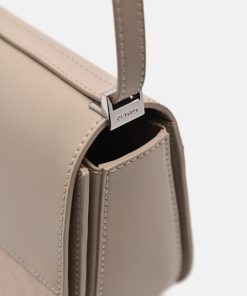 Weareroom.shoped513511d0 6