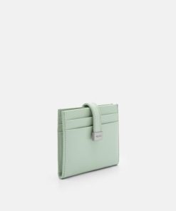 Weareroom.shopee3f63a2b3 2