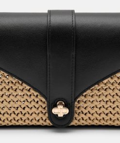 Weareroom.shopefc6d990a9 5