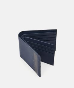 Weareroom.shopf03b8e9c6a 2
