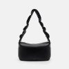 Weareroom.shopf4f2442bd3 1