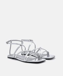 Weareroom.shopf529ef8ba9 2