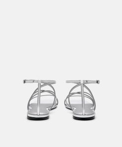 Weareroom.shopf529ef8ba9 3