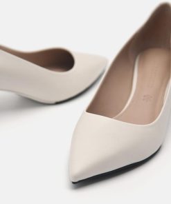 Weareroom.shopf68eb254cc 5